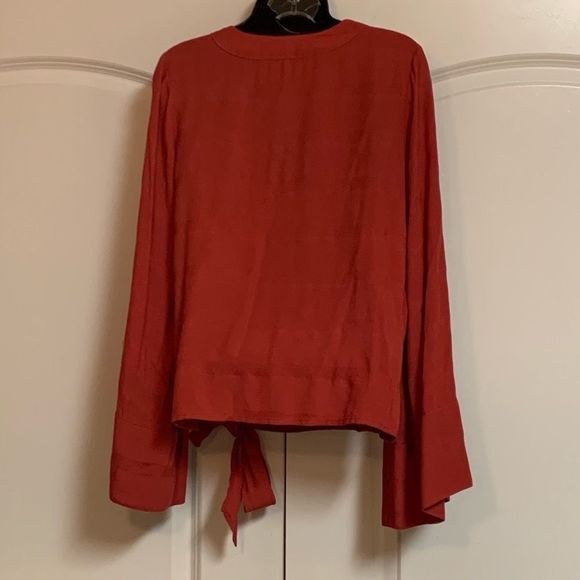 Free People Rust Sienna Coral V Neck Side Tie Oversized Side Tie Blouse XS - Picture 4 of 11